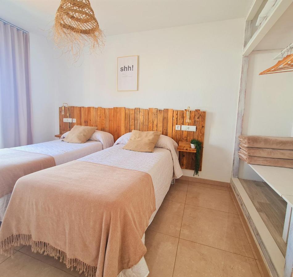 Tabbu Ibiza Apartments Platja d'en Bossa Eksteriør bilde