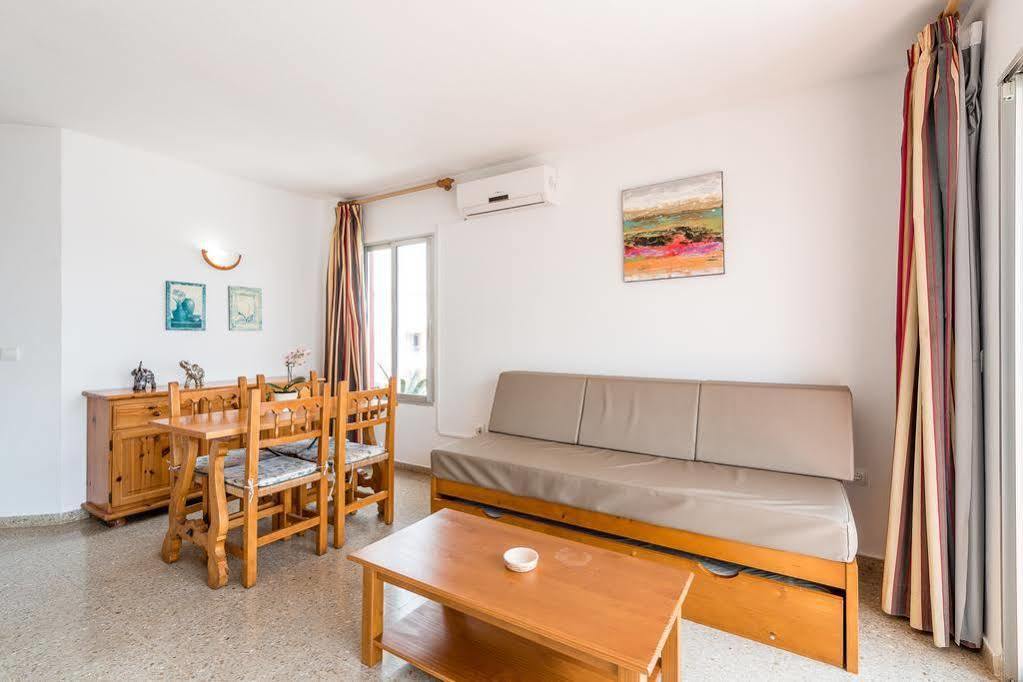 Tabbu Ibiza Apartments Platja d'en Bossa Eksteriør bilde